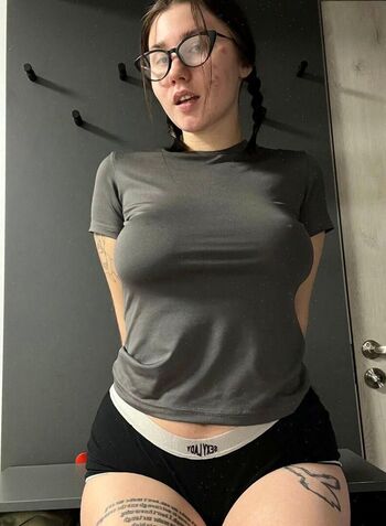 Full leaked Kathie private onlyfans photo