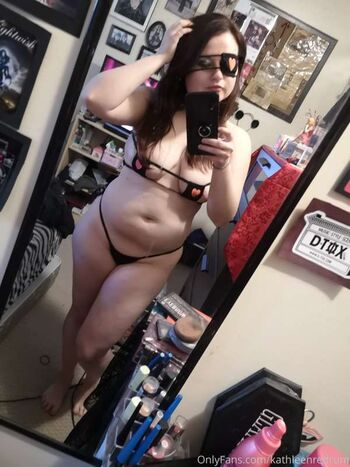 Full leaked Kathleen red rum page private onlyfans photo