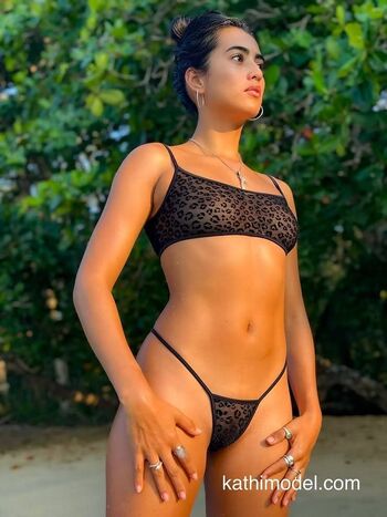 Full leaked Kathycr page private onlyfans photo