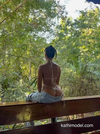 Full leaked Kathycr page private onlyfans photo