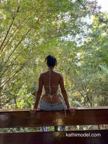 Full leaked Kathycr page private onlyfans photo