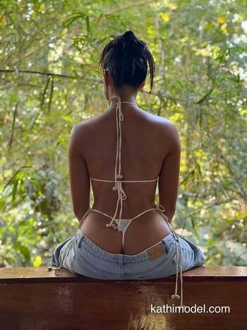 Full leaked Kathycr page private onlyfans photo