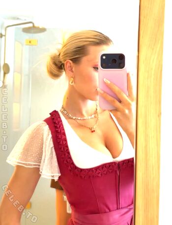 Full leaked Kati ktr private onlyfans photo