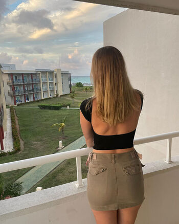 Full leaked Katie liakin page private onlyfans photo