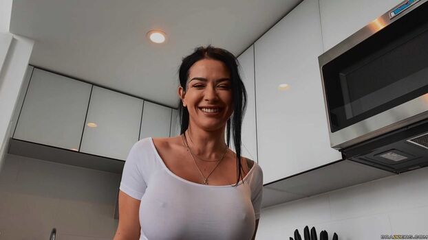 Full leaked Katrina jade page private onlyfans photo