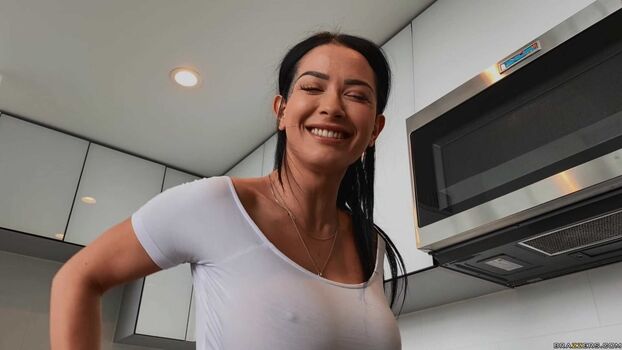 Full leaked Katrina jade page private onlyfans photo