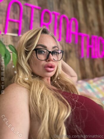 Full leaked Katrina thicc page private onlyfans photo