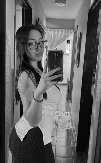 Full leaked Kattigonzalezz private onlyfans photo