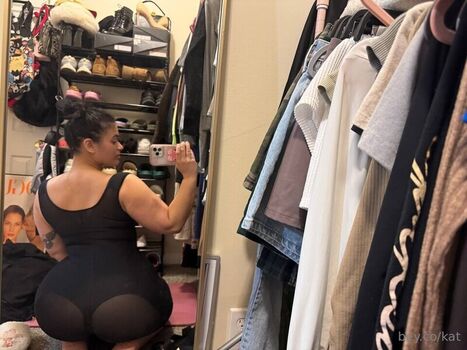 Full leaked Katwthegyat private onlyfans photo