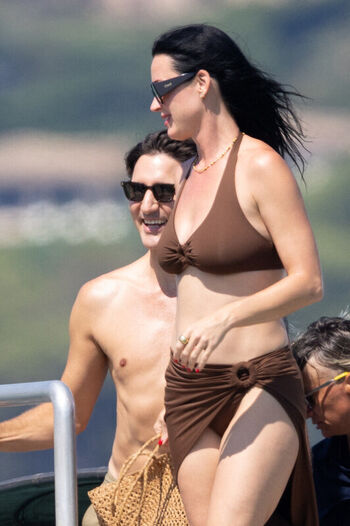 Full leaked Katy perry  page private onlyfans photo