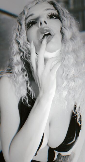 Full leaked Katyuska moonfox page private onlyfans photo