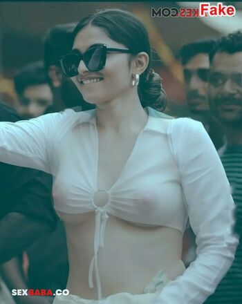 Full leaked Kayadu lohar private onlyfans photo