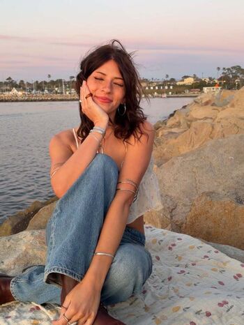 Full leaked Kayciierra private onlyfans photo