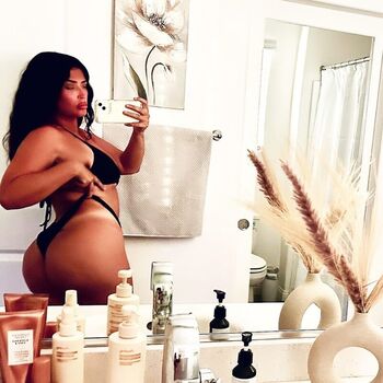 Full leaked Kaykaydoyouloveme private onlyfans photo