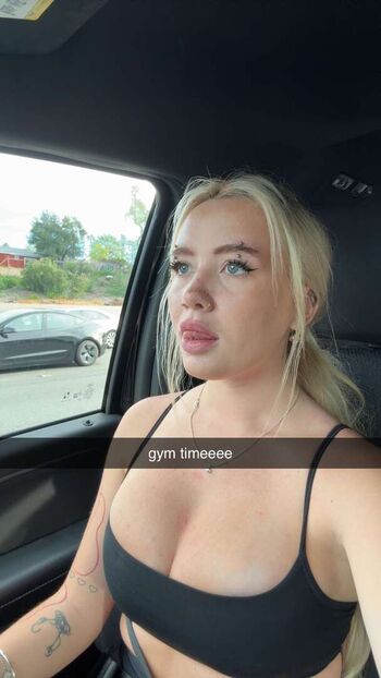 Full leaked Kayla malecc private onlyfans photo