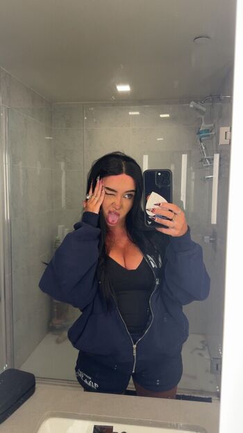 Full leaked Kayla malecc private onlyfans photo
