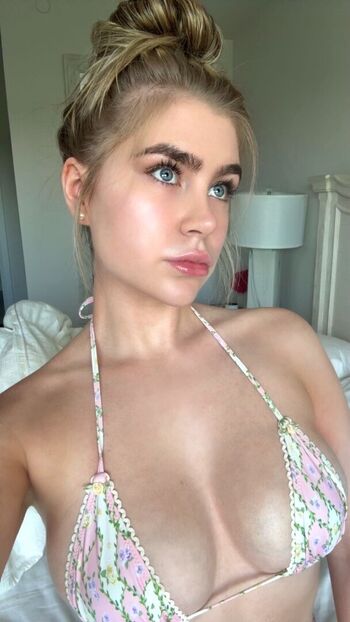 Kayla Mcgrayne