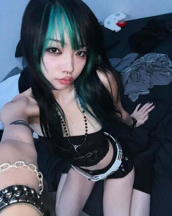 Full leaked Kayla vy page private onlyfans photo