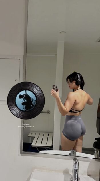 Full leaked Kayla vy page private onlyfans photo