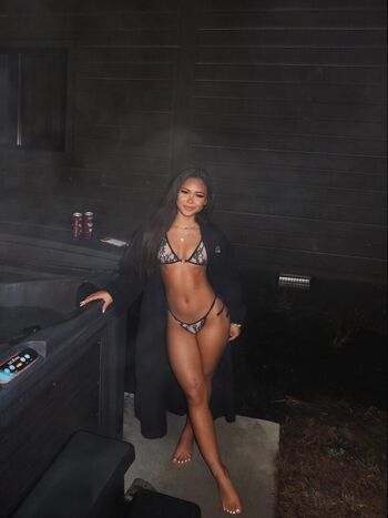 Full leaked Kayla vy page private onlyfans photo