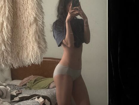 Full leaked Kayla vy private onlyfans photo