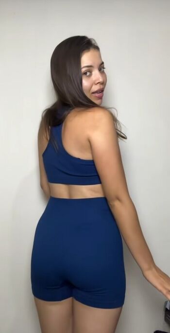 Full leaked Kaylaasantos private onlyfans photo