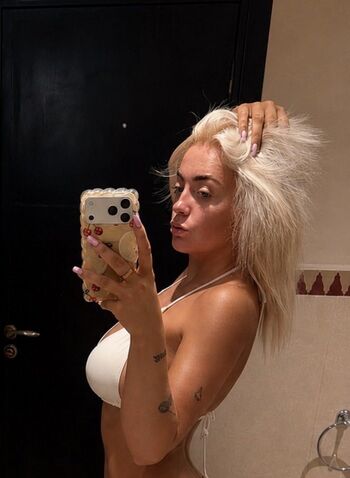 Full leaked Kayleighdeane private onlyfans photo