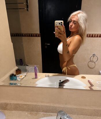 Full leaked Kayleighdeane private onlyfans photo