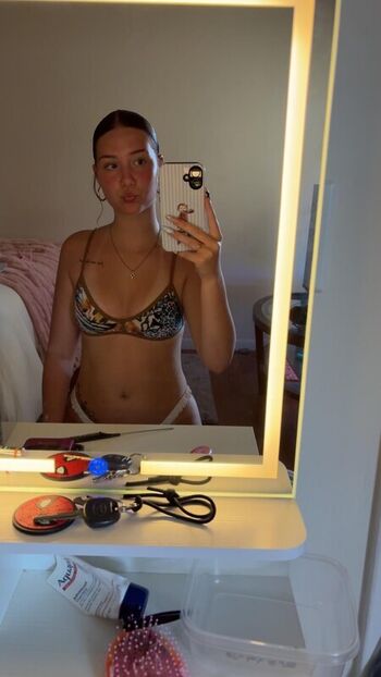 Full leaked Kaylie wilson private onlyfans photo