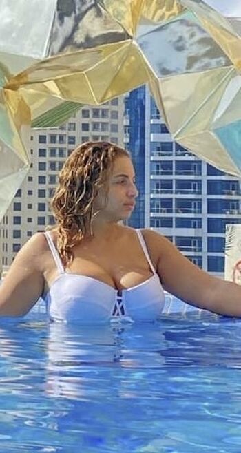 Full leaked Kayna samet page private onlyfans photo