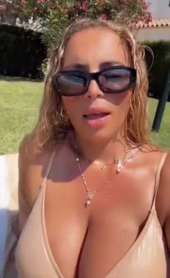 Full leaked Kayna samet private onlyfans photo