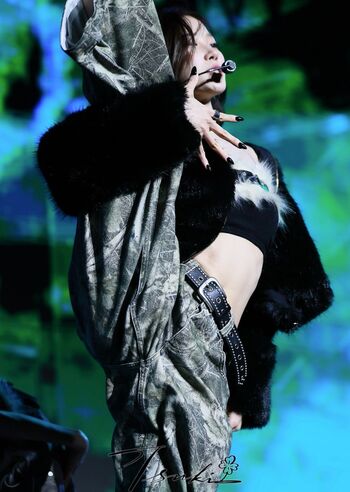 Kazuha Nakamura 中村 一葉