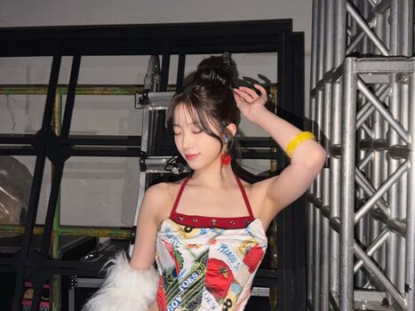 Kazuha Nakamura 中村 一葉