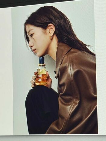 Kazuha Nakamura 中村 一葉