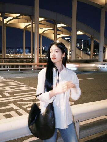 Kazuha Nakamura 中村 一葉