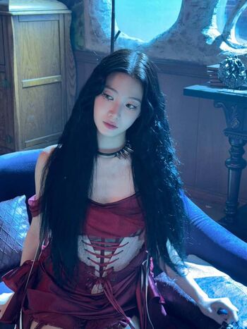 Kazuha Nakamura 中村 一葉