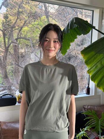 Kazuha Nakamura 中村 一葉