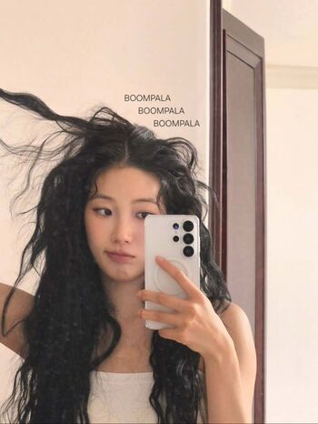 Kazuha Nakamura 中村 一葉
