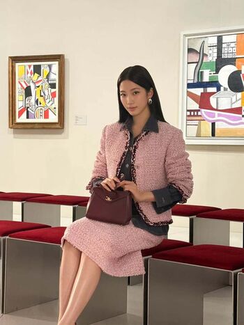Kazuha Nakamura 中村 一葉