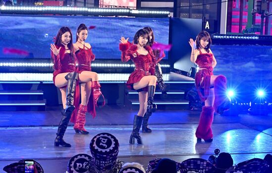 Kazuha Nakamura 中村 一葉 | LESSERAFIM