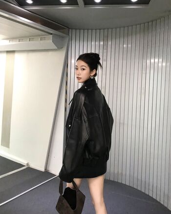 Kazuha Nakamura 中村 一葉 | LESSERAFIM