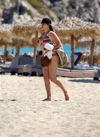 Kelly Brook