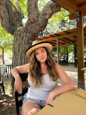 Full leaked Kelly brook page private onlyfans photo