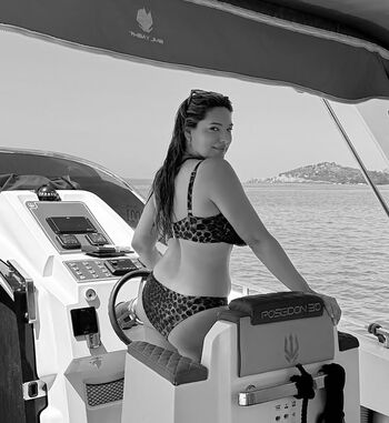 Full leaked Kelly brook page private onlyfans photo