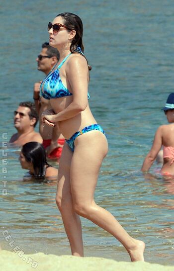 Full leaked Kelly brook page private onlyfans photo