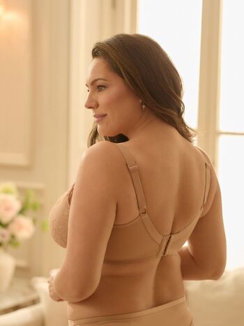 Full leaked Kelly brook page private onlyfans photo