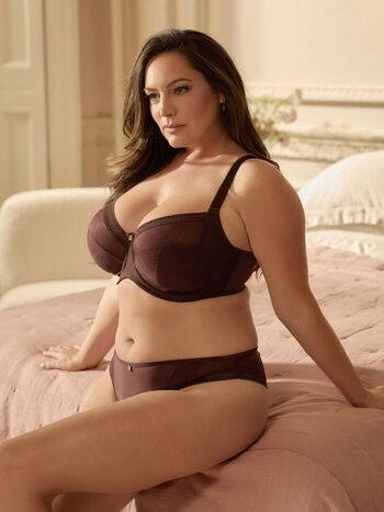 Full leaked Kelly brook page private onlyfans photo