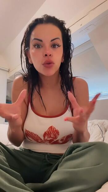 Full leaked Kelly cruz private onlyfans photo