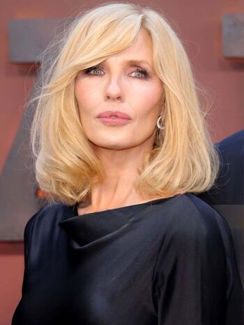 Kelly Reilly
