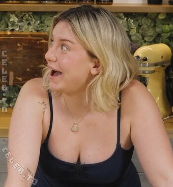 Full leaked Kellymissesvlog private onlyfans photo